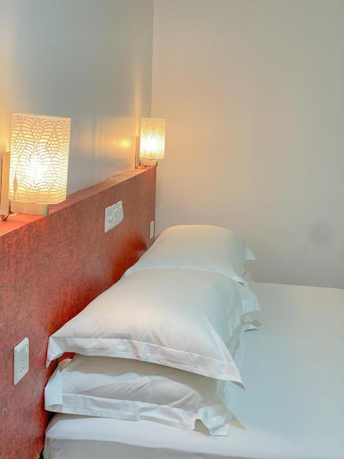 Fatims Beach House Maafushi Bagian luar foto